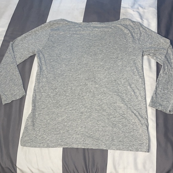 🐎 POLO Womans Light Gray Half Sleeve Tee with Front Blue Stitched in Logo 🐎 - Picture 2 of 7